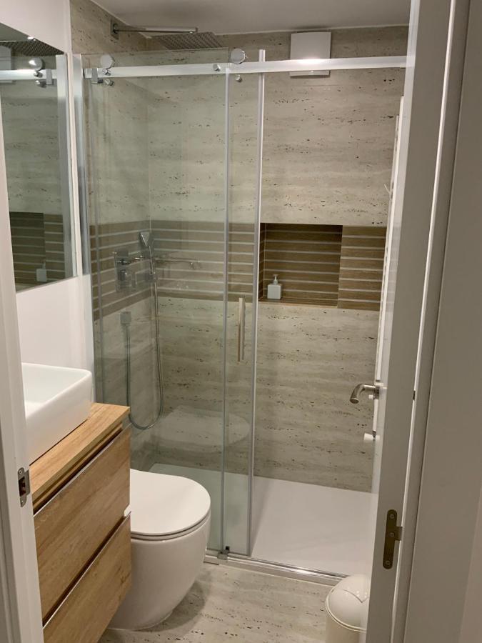Apartamento Loft Con 2 Recamaras Y 2 Banos Madrid
